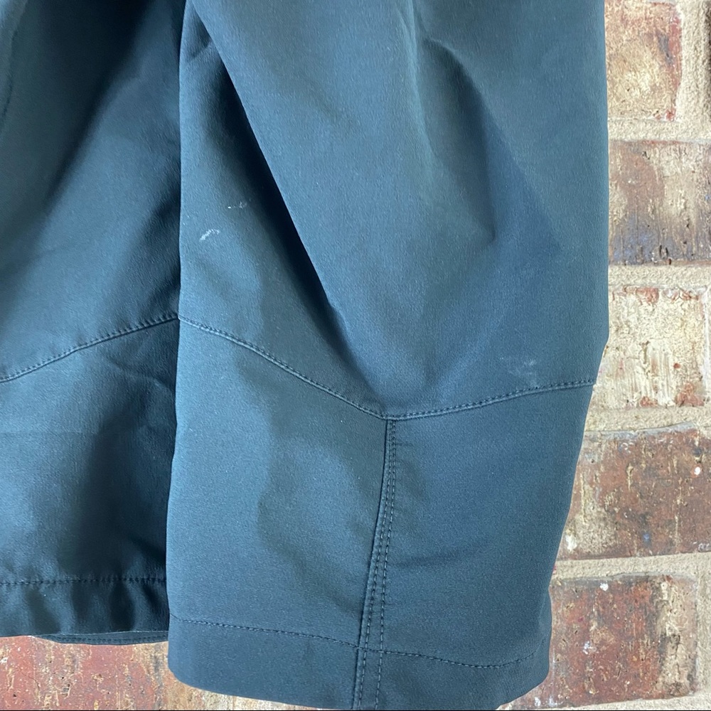 REI Women Black Hiking Athletic Outdoors Capri Crop Pants W/ Multi Pockets  3 zi - Picture 7 of 10